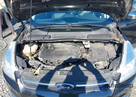 2015 Ford Escape Se z USA, uszkodzony, nr VIN 1FMCU9GX0FUA09559